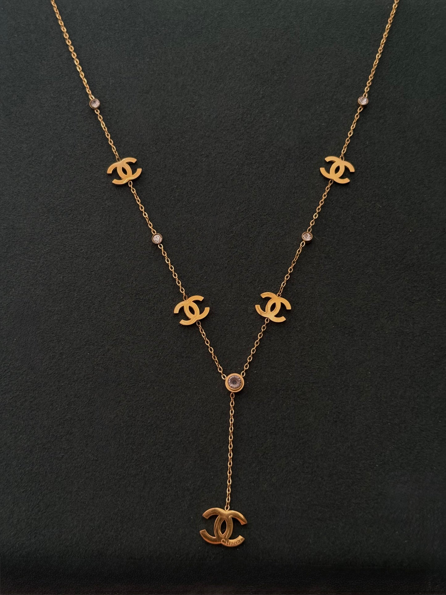 Aurélia Gold Station Y-Drop Necklace – Elegant Lariat Chain